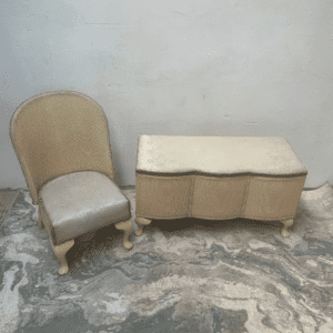 Matching Bedroom Chair & Blanket Chest