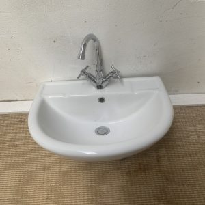 Bathroom Sink & Mixer Tap