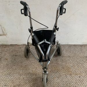 Mobility Tri-Walker Rollator
