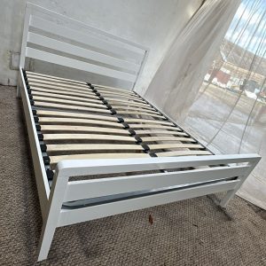 Kingsize White Wooden Bedframe