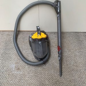 Dyson Cylinder Vacuum Cleaner