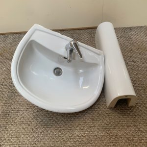 Shires Bathroom Sink & Pedestal